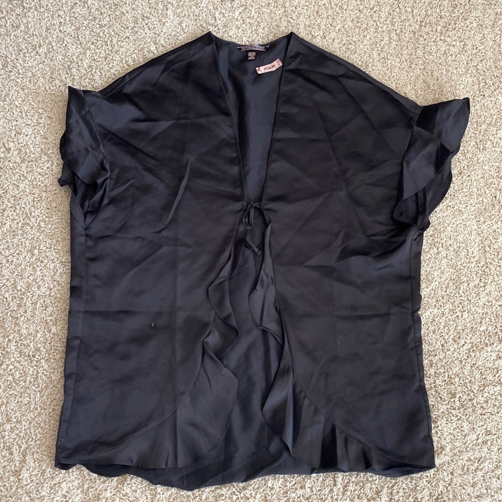 Victoria’s Secret black silky tie robe NWT